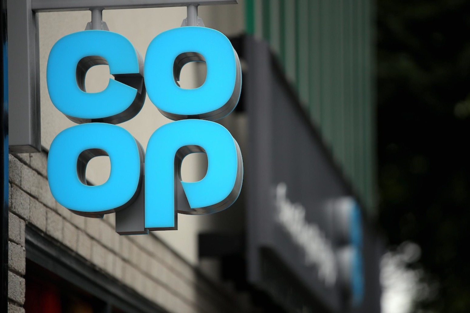 Calls for more action to tackle retail crime
