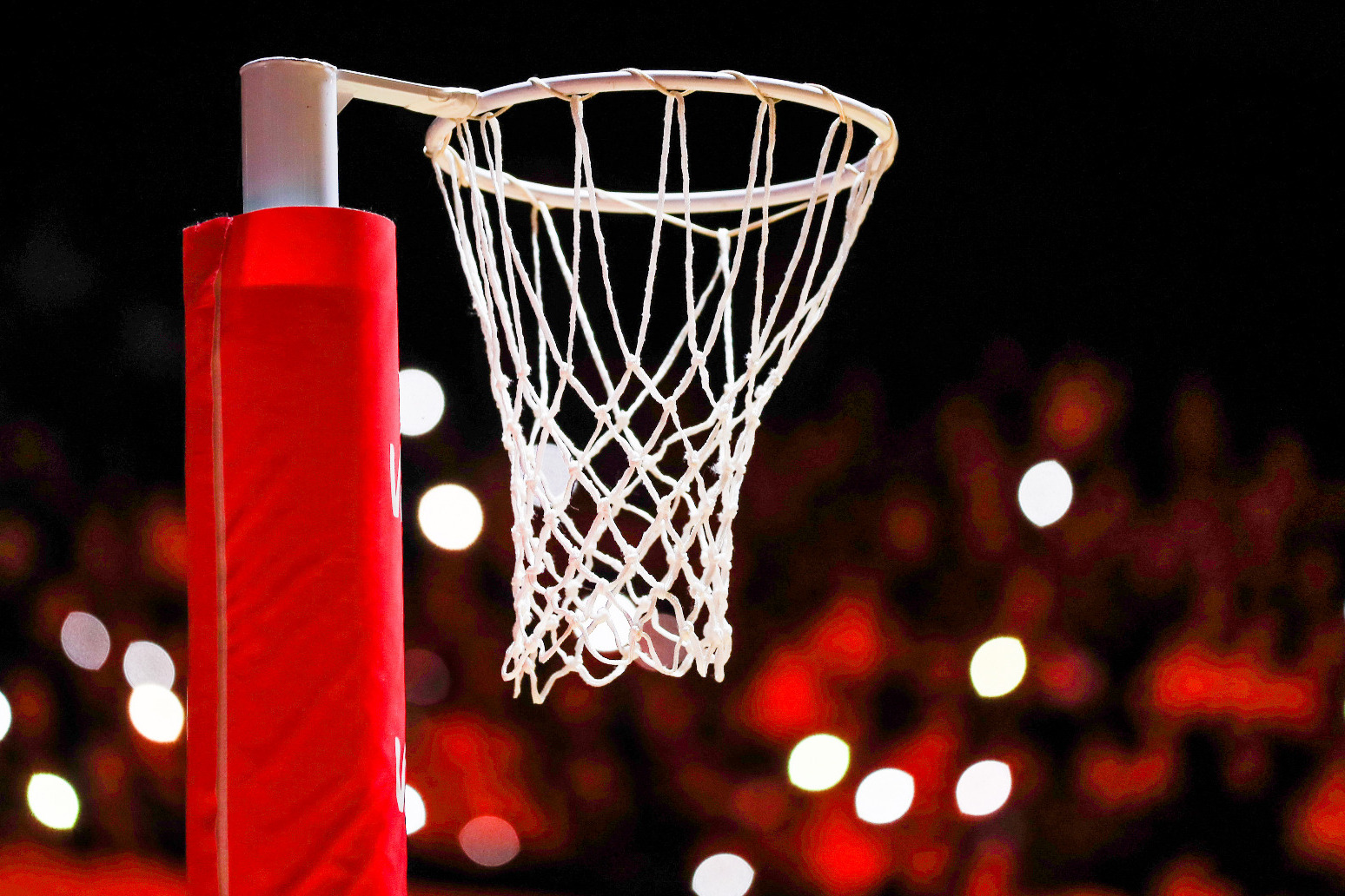 England fight back to finally claim Netball World Cup win over Australia