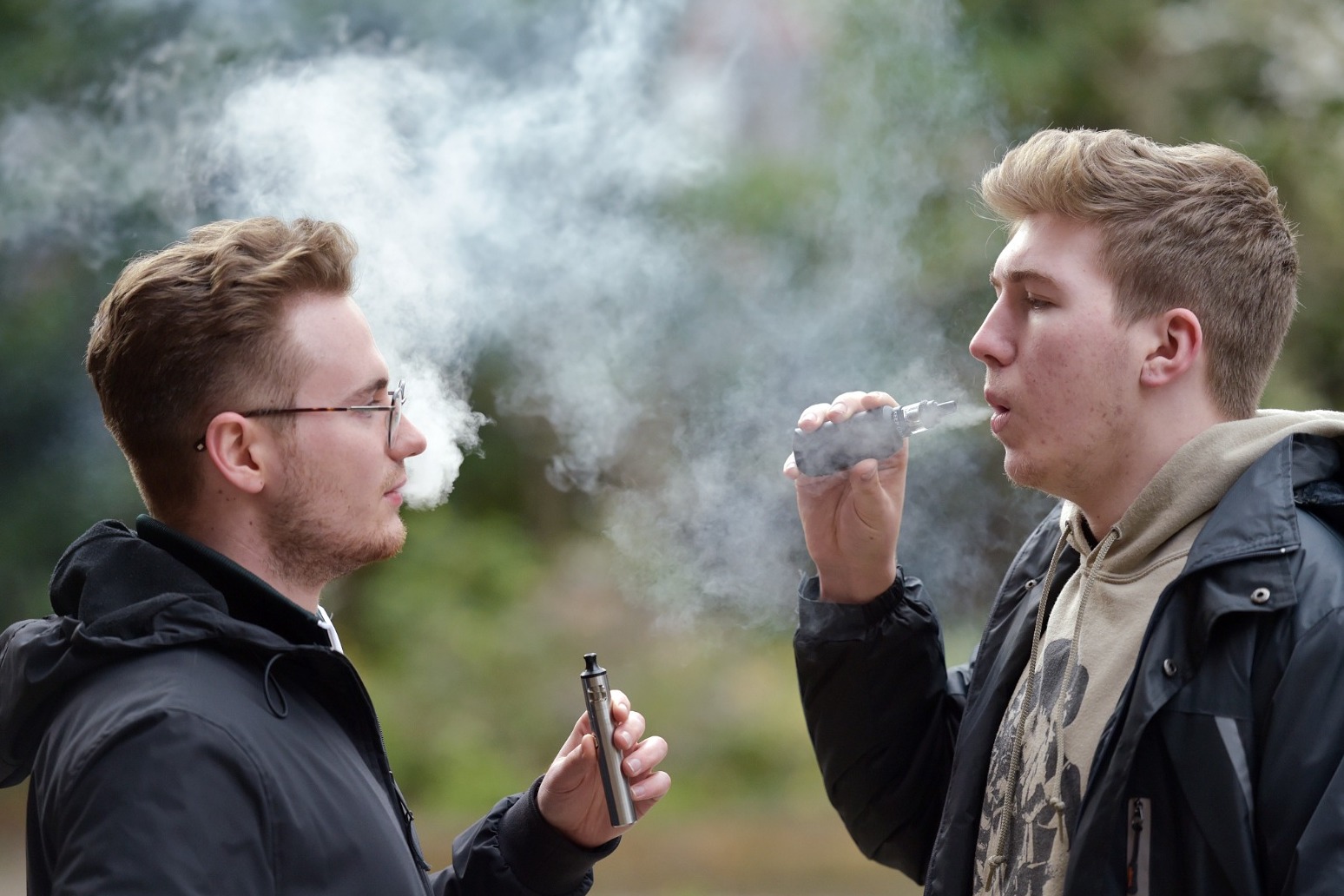 Vapes ‘best way to quit smoking’ but linked to stress in young people – research