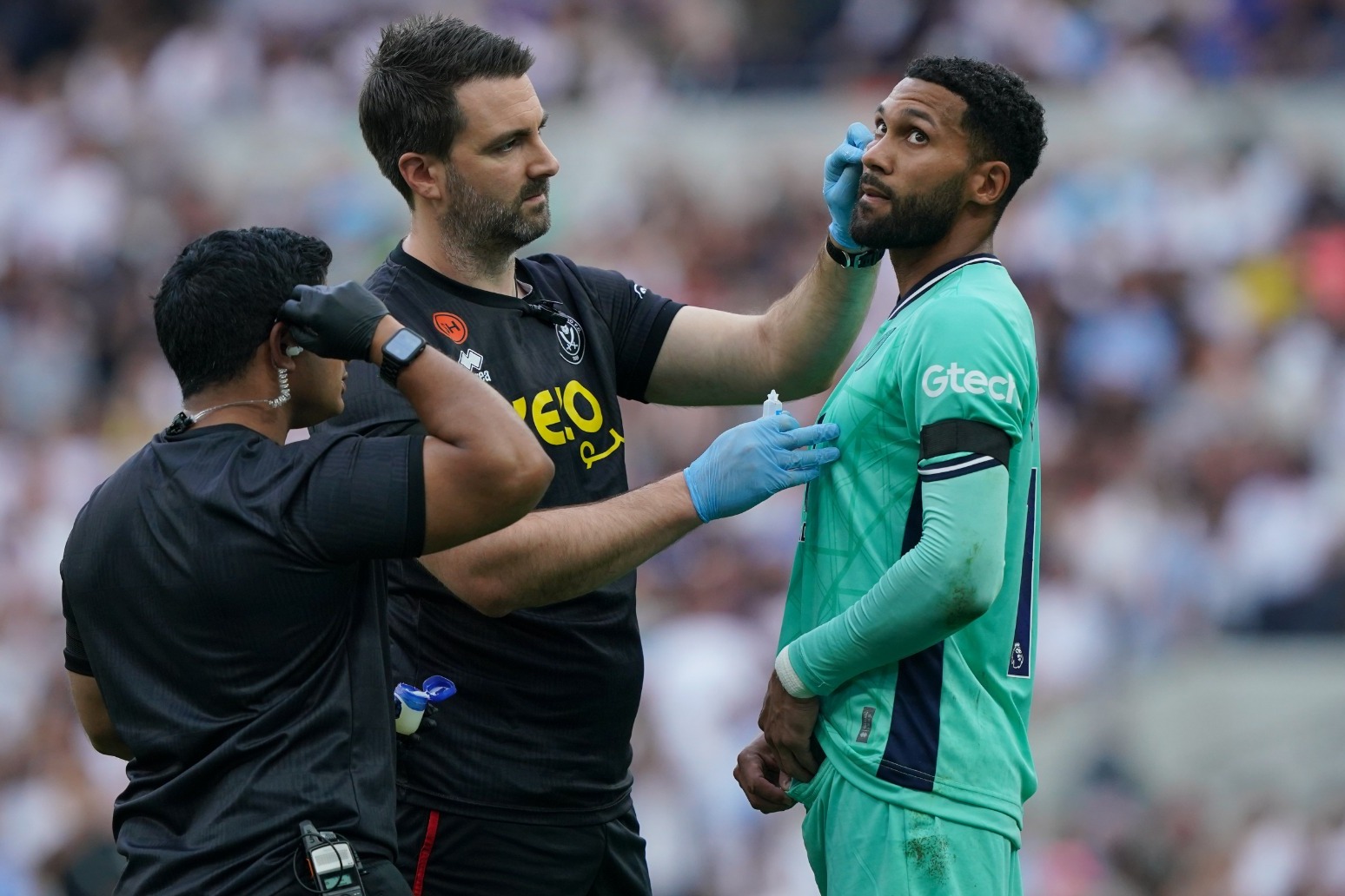 Sheff Utd and Tottenham condemn racist abuse aimed at Wes Foderingham