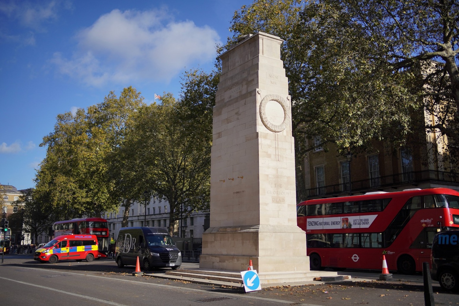 King to lead Remembrance Sunday service at Cenotaph