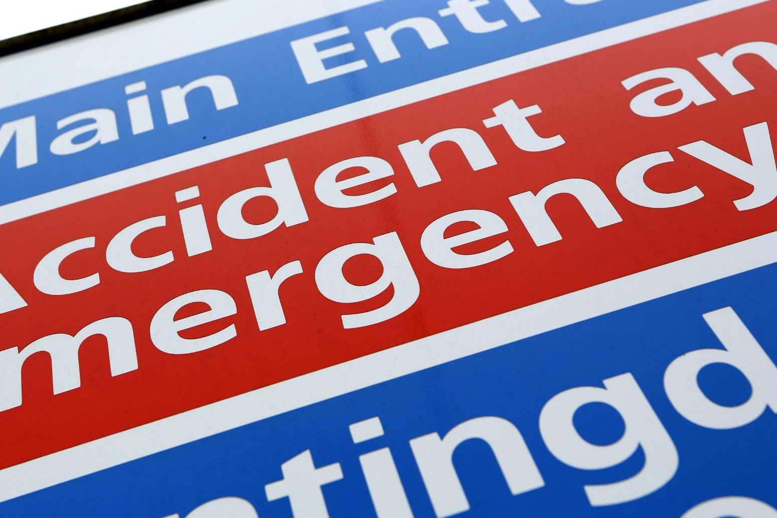 MPs have ‘no confidence’ in promises made about new hospital programme