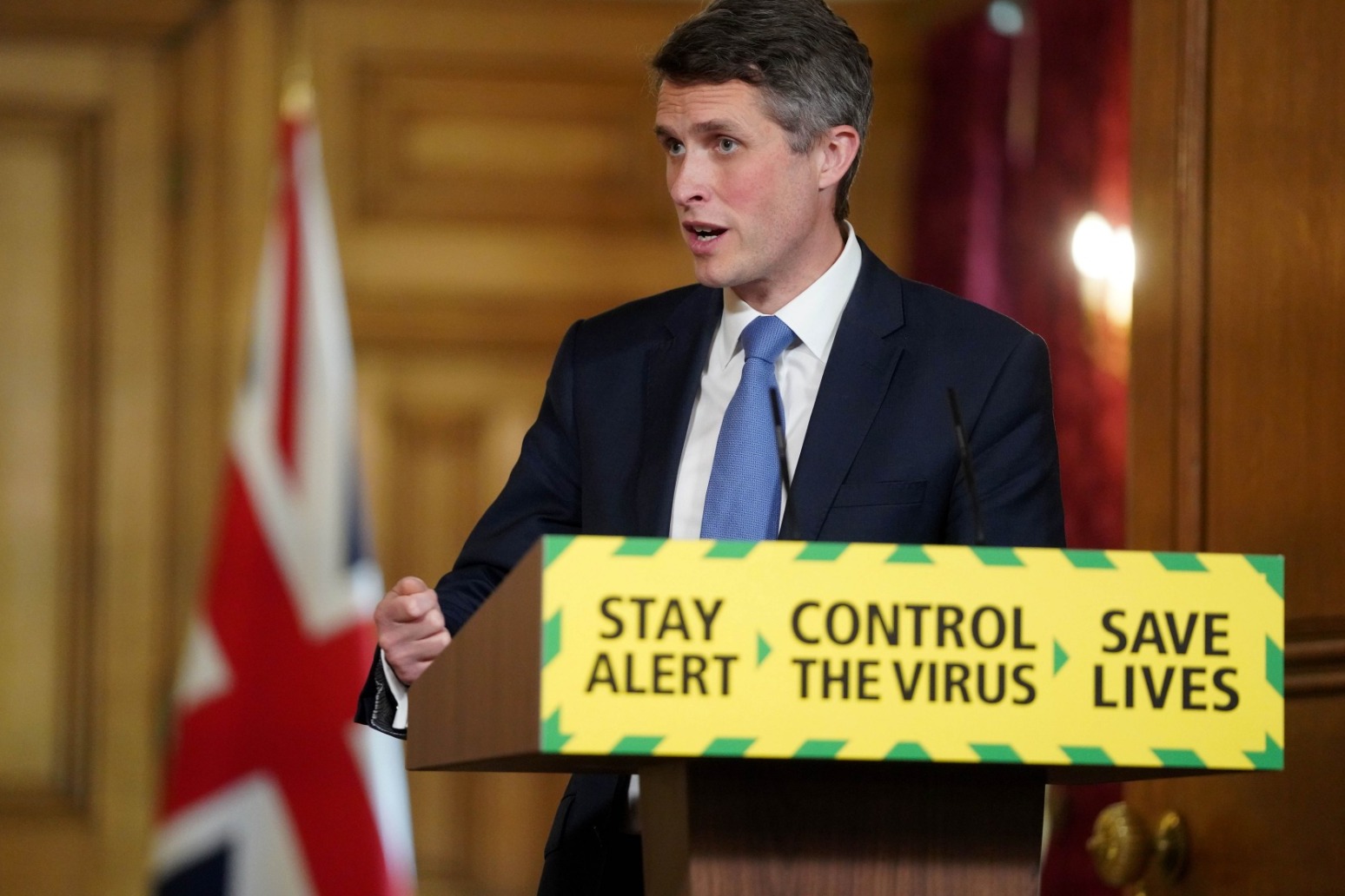 Williamson in plea to unions to find schools solution 