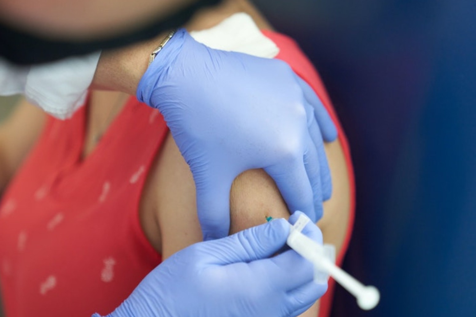 Flu vaccination programme extended to adults aged 50 and over and 11-year-olds