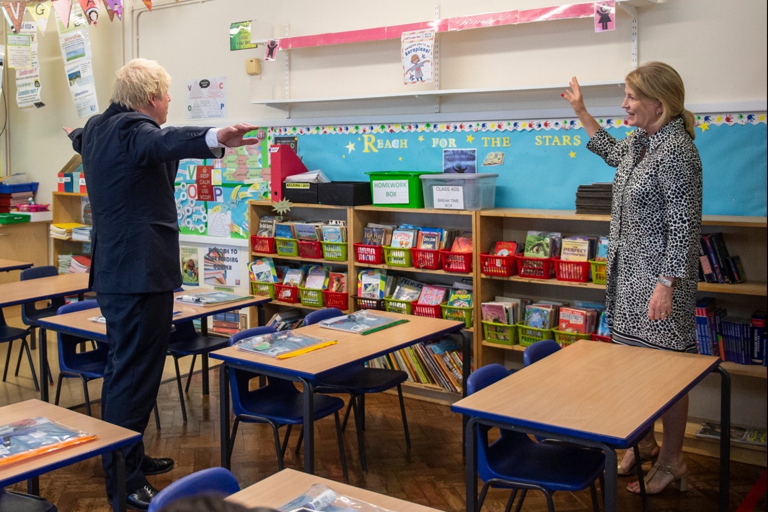 London schools to remain closed as Covid vaccination programme expands