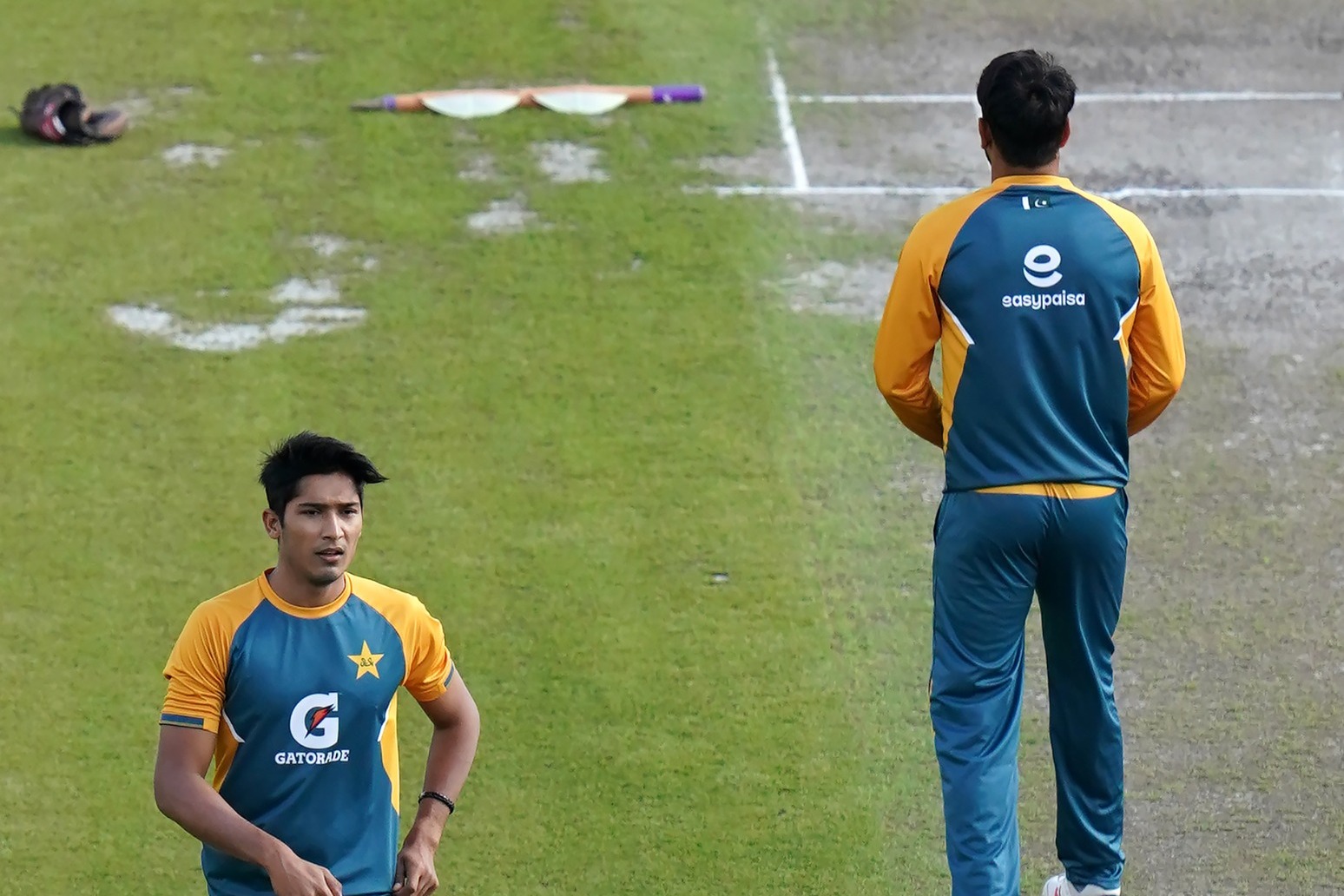 Pakistan bowler Mohammad Hasnain suspended over illegal action