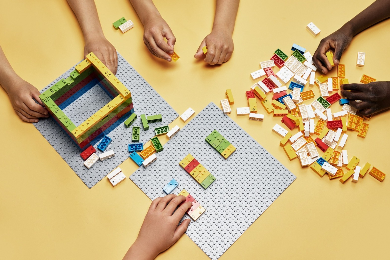 Lego earnings plunge 19% in tougher toy market