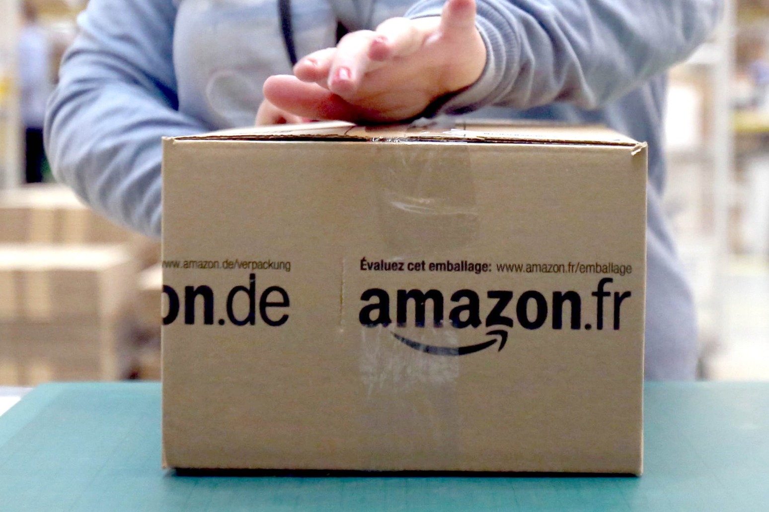 Amazon to introduce new technology into UK operations