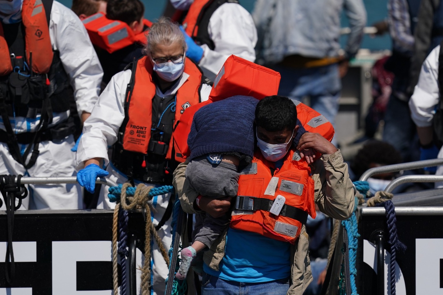 English Channel crossings pass 10,000 as new daily record reached