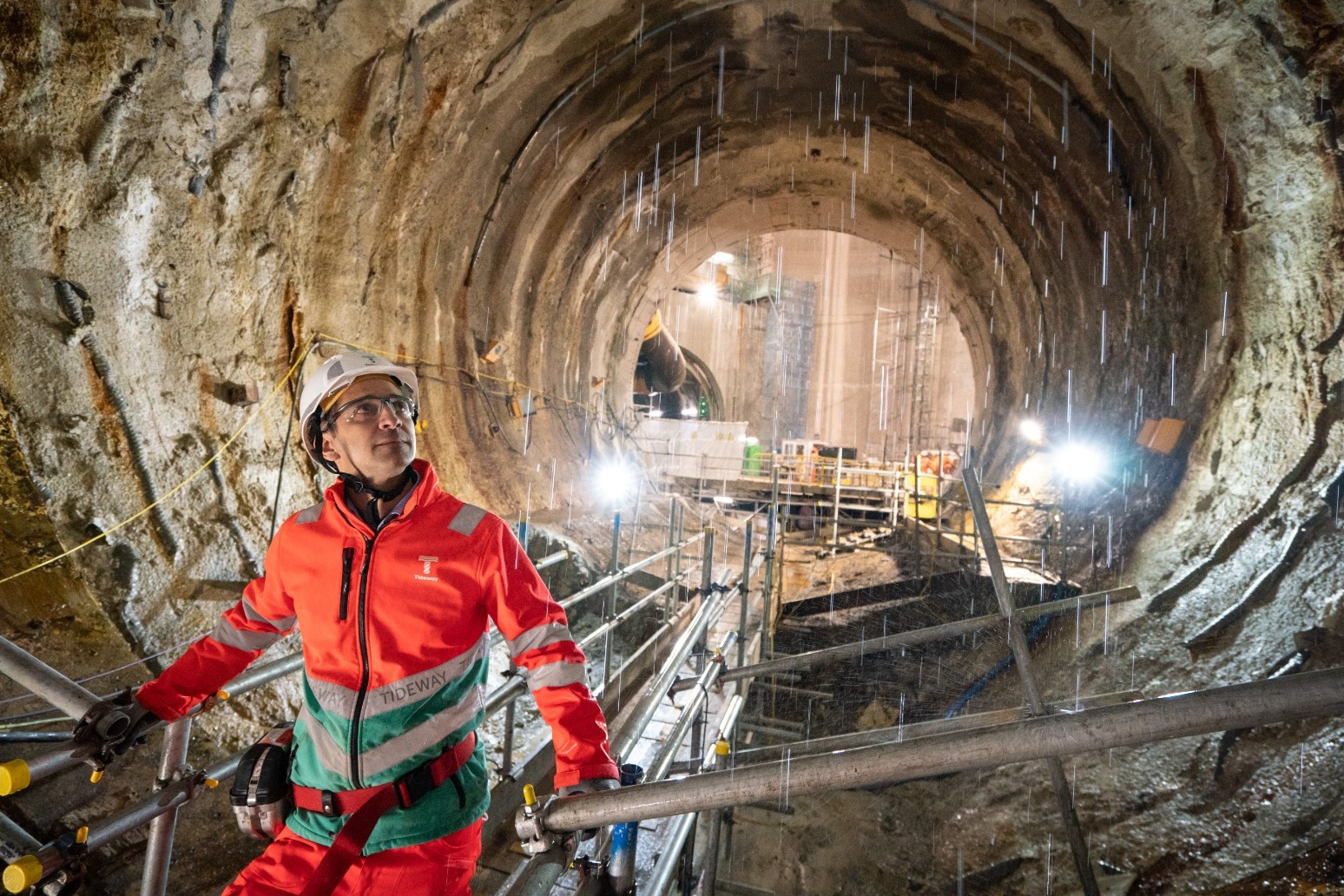 Musician performs inside London’s ‘Super Sewer’ to mark end of tunnelling