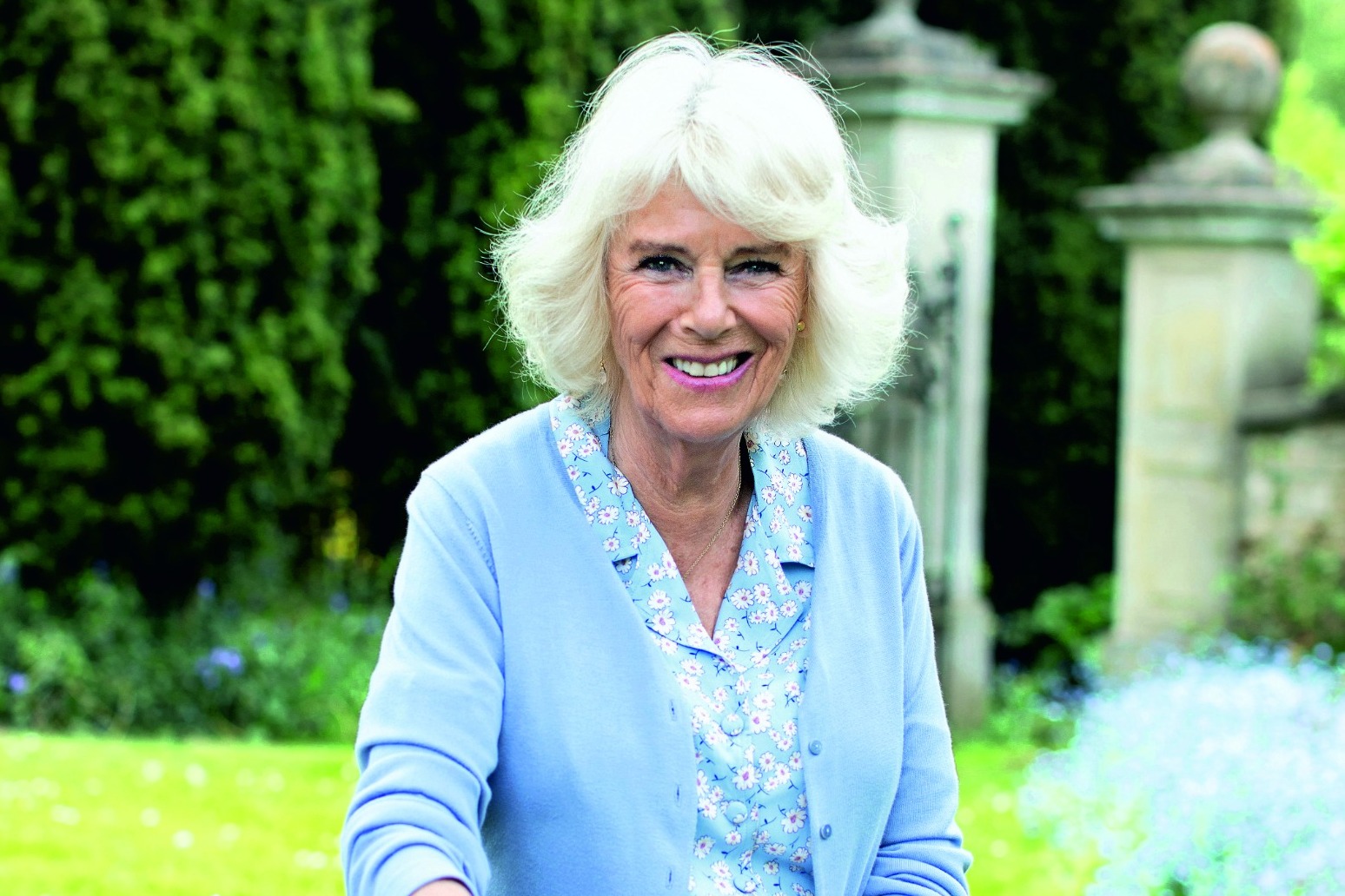 Camilla commissions Kate to take her picture for Country Life cover