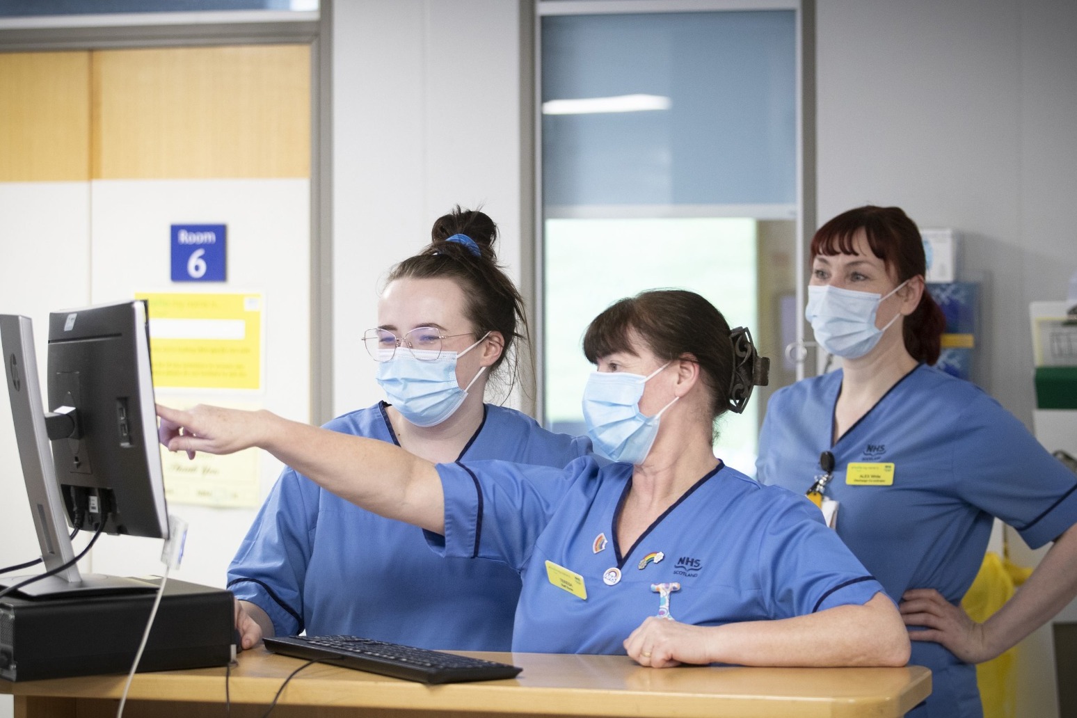 NHS in England ‘could face shortfall of almost 40,000 nurses by 2024’