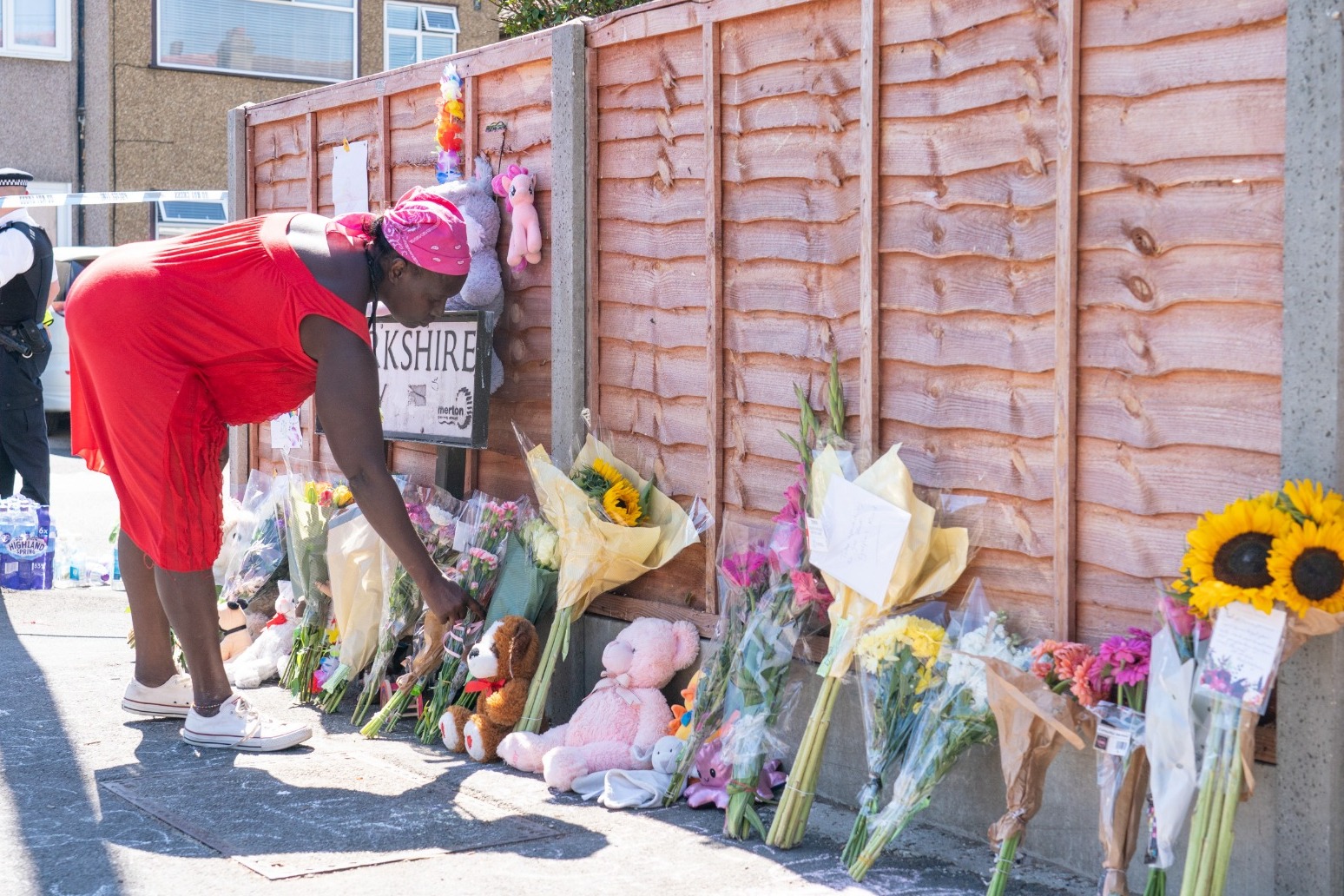 Neighbours tell of sickening smell of gas in days before fatal explosion