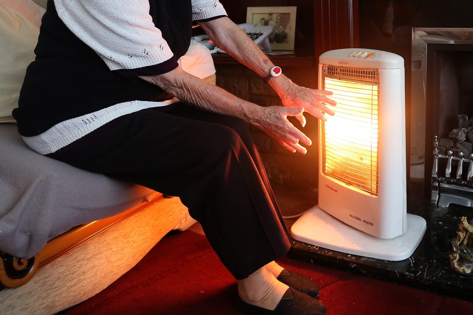 Labour energy cap freeze would save Scottish families £2.6bn