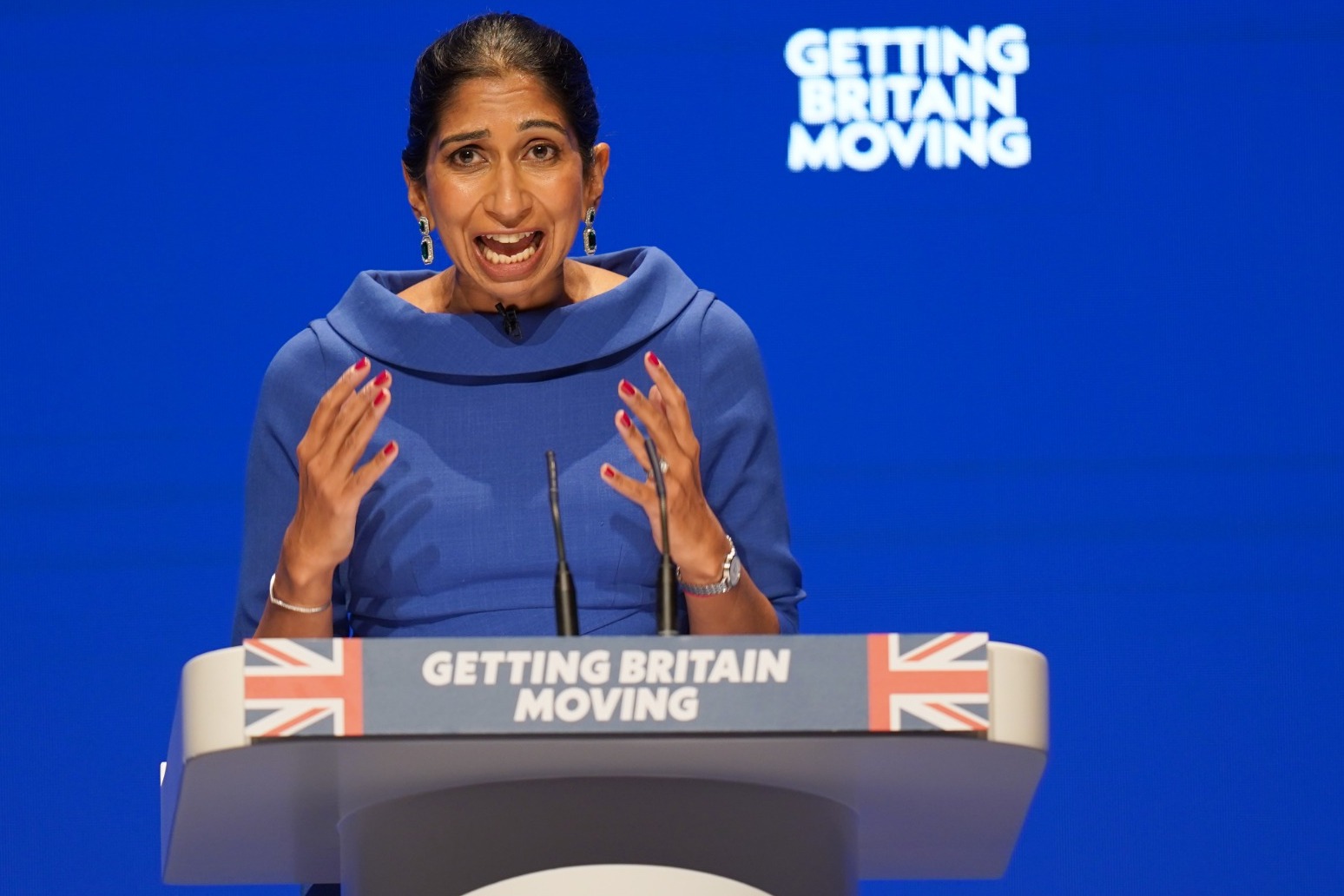 Home Secretary announces plans to crack down on climate protests