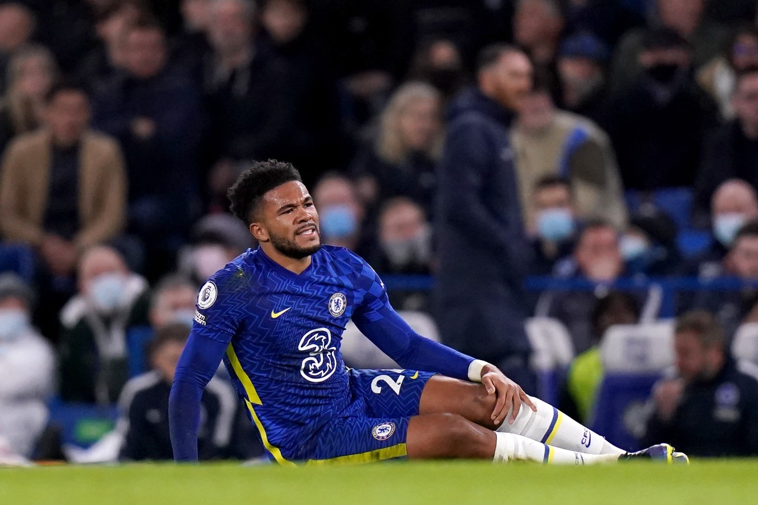 England and Chelsea defender Reece James set to miss World Cup with knee injury