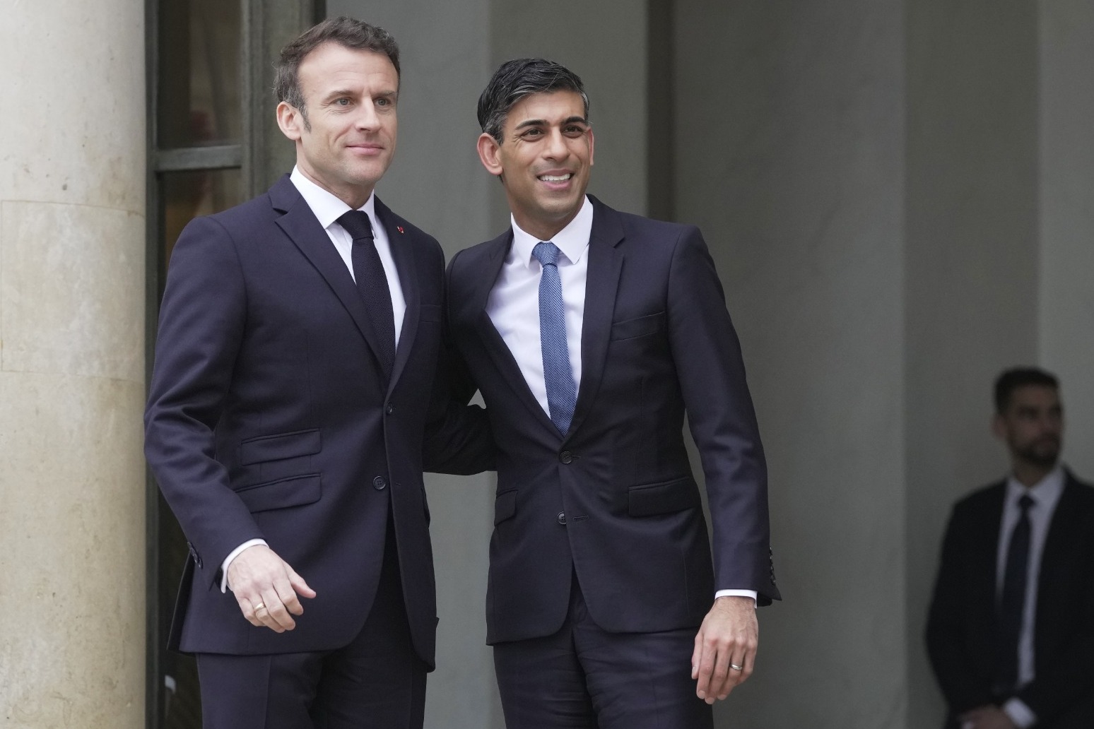 Rishi Sunak and Emmanuel Macron discuss migrant crossings in Paris meeting