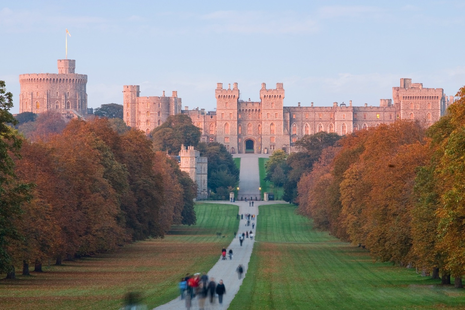 Man in court after allegedly carrying loaded crossbow to ‘kill the Queen’