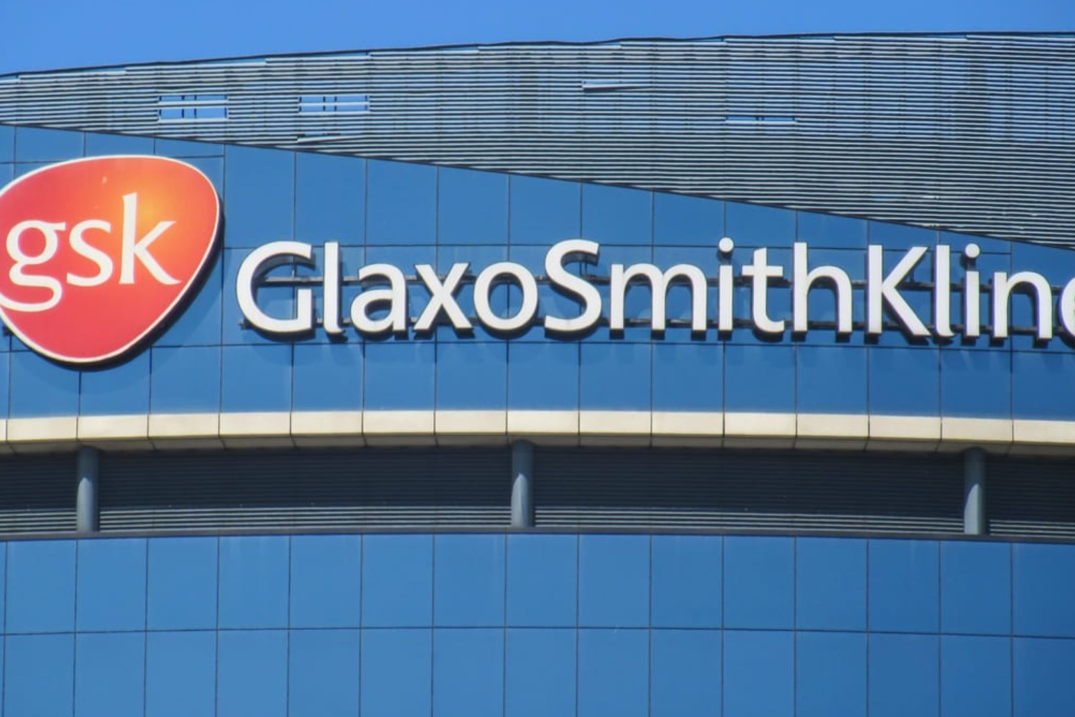 Drug that could tackle Omicron variant approved by UK regulators