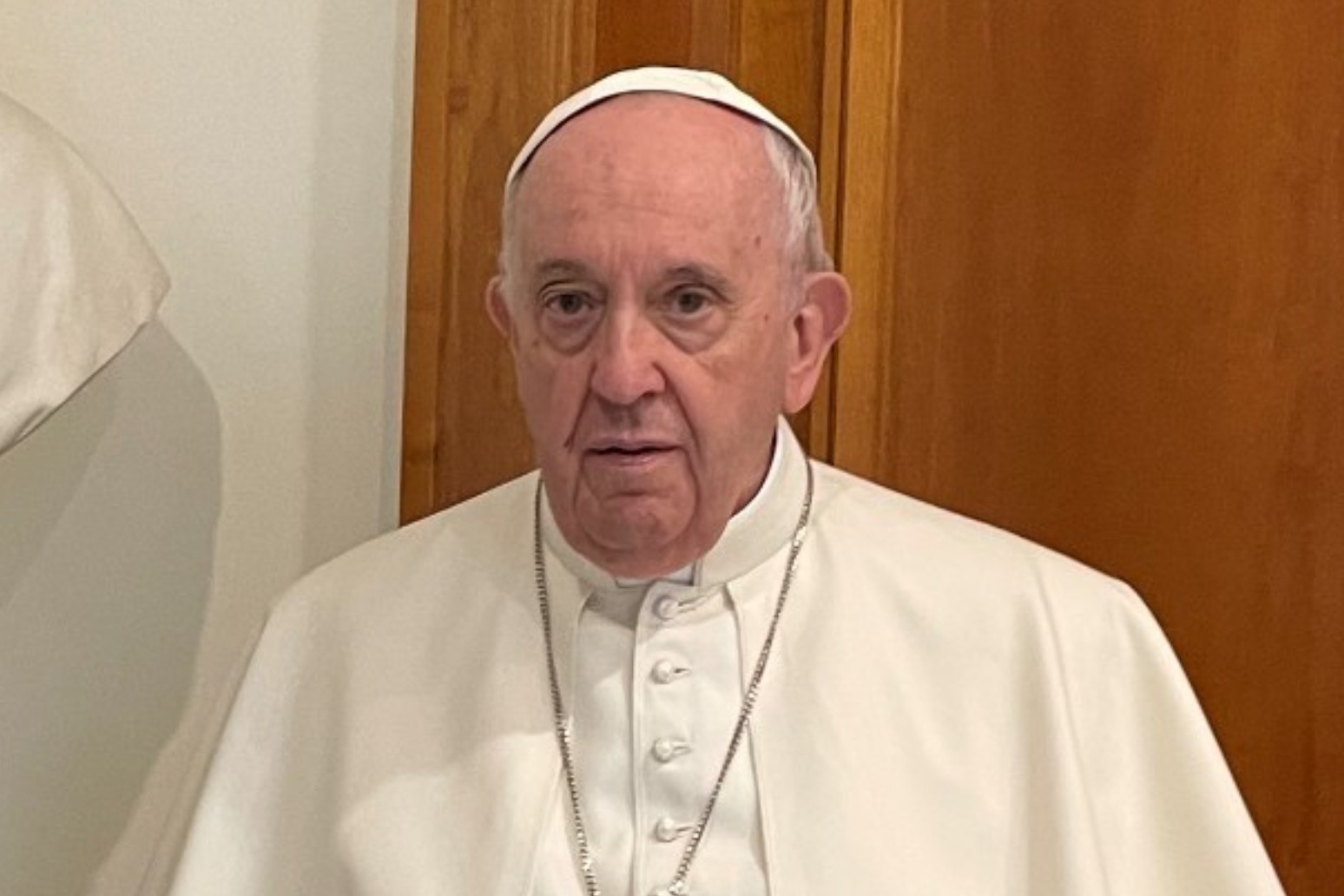 Pope cancels trip to Congo and South Sudan due to knee issue