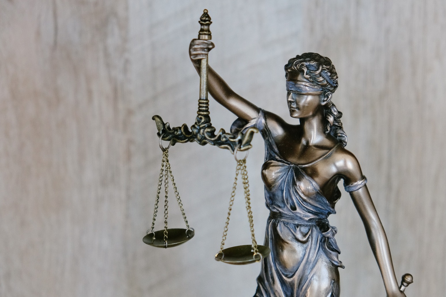 R Kelly to be sentenced for charges of racketeering and sex-trafficking