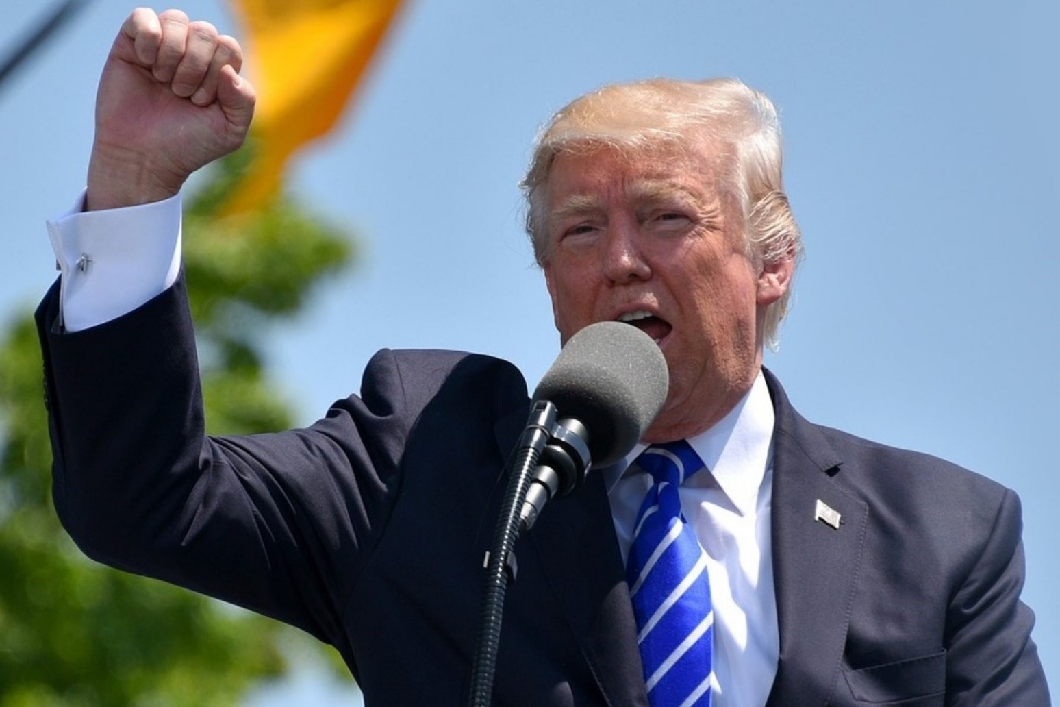 Trump denies working for Russia